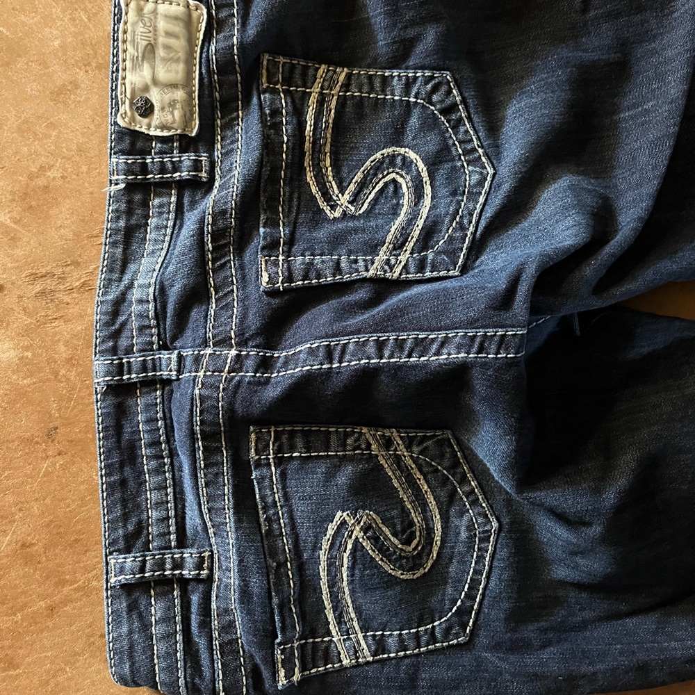 Silver Natsuki Capri